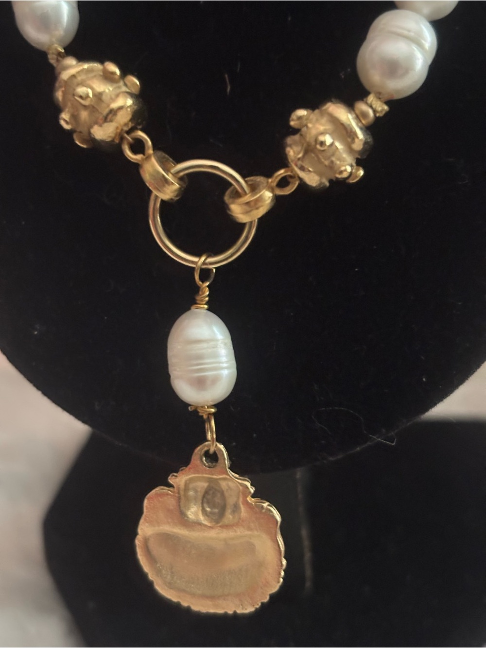 Gold and White Pearl Pendant Necklace
